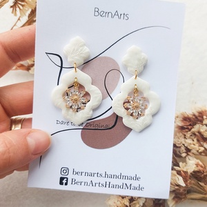 Cercei Mireasă Alb-Auriu Eleganti Deosebiti 01 - accesorii nuntă - bijuterii mireasă - cercei mireasă - Artynos.ro