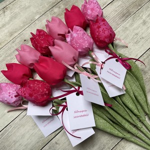 Lalele textile pentru Ziua Femeii / set: 12 bucăți / cu etichetă cadou gratuită -  - Artynos.ro