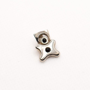 Animal-shaped, handmade silver pendant with onyx stone for children, Accessorii si unelte, Accesorii decorative, Figurine, Confectionarea bijuteriilor, ARTYNOS