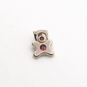 Animal-shaped handcrafted silver pendant for children, decorated with garnet stones, Accessorii si unelte, Accesorii decorative, Figurine, Confectionarea bijuteriilor, ARTYNOS