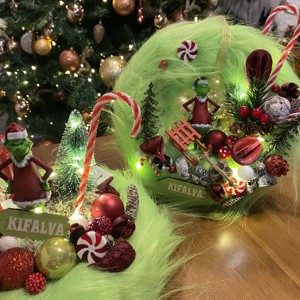 Masa de Craciun Grinch cu disc si ciocanitoare - Artynos.ro