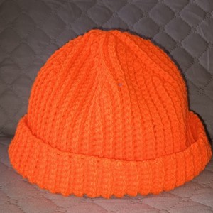 Pălărie bărbătească cu nervuri, croită scurt, realizată la croșetat - îmbrăcăminte și modă - eșarfe, pălării, fularuri - căciulă - Artynos.ro