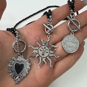 Colier la baza gatului din turmalina neagra - evil eye - Artynos.ro