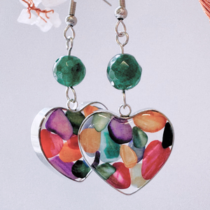 Cercei argintii cu jad verde si scoici colorate - Inima - bijuterii - cercei - cercei din pietre semiprețioase - Artynos.ro