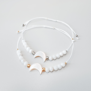 Bratara minimalista cu piatra lunii si semiluna din sidef, Bijuterii, Bratari, Bratari din pietre semipretioase, Confectionarea bijuteriilor, ARTYNOS