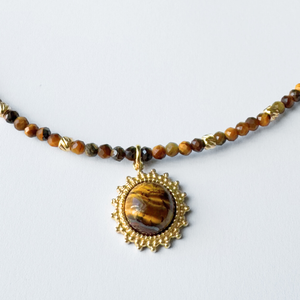 Colier auriu la baza gatului din ochi de tigru - Succes - bijuterii - coliere - coliere din pietre semiprețioase - Artynos.ro