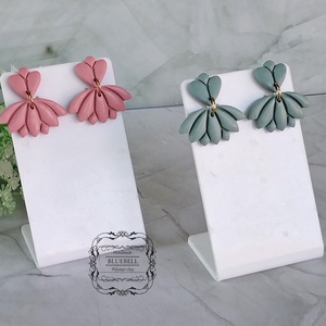 Cercei minimaliști cu tijă - bijuterii - cercei - cercei cu figurine - Artynos.ro Cercei minimaliști cu tijă - bijuterii - cercei - cercei cu figurine - Artynos.ro