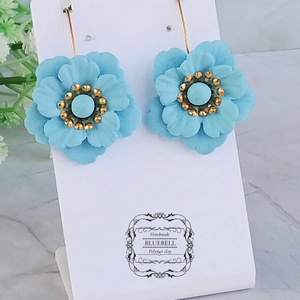 Cercei cu flori - bijuterii - cercei - cercei lungi - Artynos.ro