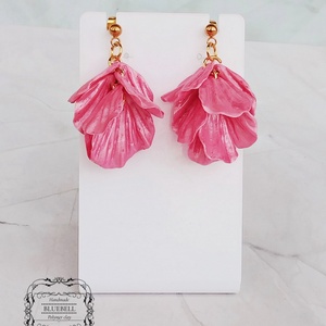 Cercei cu petale sidefate - bijuterii - cercei - cercei lungi - Artynos.ro