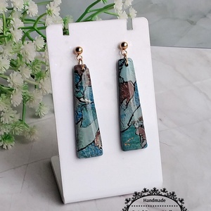 Cercei lungi cu rășină - bijuterii - cercei - cercei din rășină - Artynos.ro