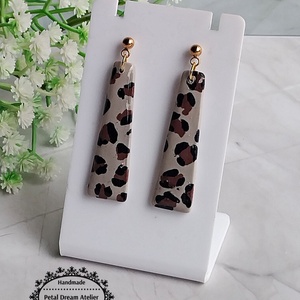 Cercei animal print cu rășină - bijuterii - cercei - cercei din rășină - Artynos.ro