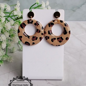 Cercei animal print cu rășină - bijuterii - cercei - cercei din rășină - Artynos.ro