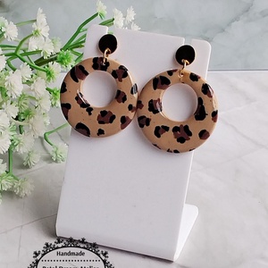 Cercei animal print cu rășină - bijuterii - cercei - cercei din rășină - Artynos.ro