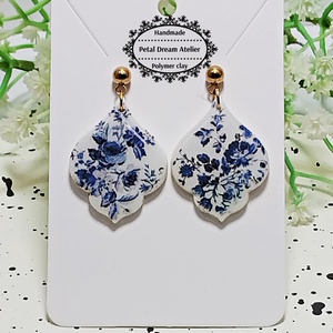 Cercei cu flori - bijuterii - cercei - cercei cu figurine - Artynos.ro