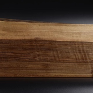 Tocător live edge Walnut Slab din lemn masiv de nuc - casă & stil de viață - echipamente de bucătărie - accesorii de gătit - tocătoare - Artynos.ro