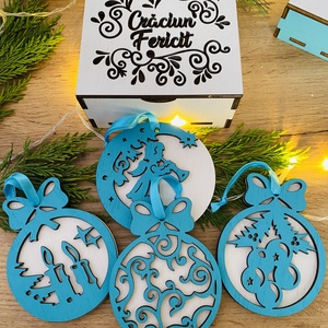 Set cutie cu 4 globuri de lemn, Craciun, Decoratiuni de Craciun de casa, Globuri de Craciun, Prelucrarea lemnului, ARTYNOS