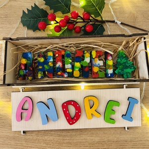 Litere din creioane cerate, Craciun, Cadouri de Mos Craciun, Cadouri de Mos Craciun, Prelucrarea lemnului, ARTYNOS