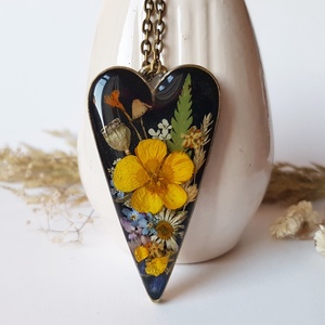 Pandantiv rasina Pandantiv inima vintage cu flori naturale buchet de flori colier floare galbena cadou pentru femei dama - Artynos.ro