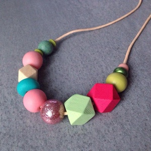 Colier fashion Colier geometric margele verzi si roz colier statement colier trendy modern colier primavara cadou iubita - bijuterii - coliere - coliere statement - Artynos.ro