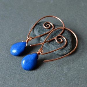 Cercei handmade cercei moderni cercei boemi artizanali cercei sarma cupru cercei cu pietre albastre bijuterii handmade - Artynos.ro