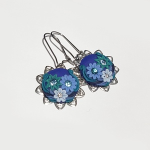 Cercei handmade albastri cercei albastri cercei usori arginti cercei broderie cu flori cadou ziua femeii martie martisor - bijuterii - cercei - cercei agățați - Artynos.ro