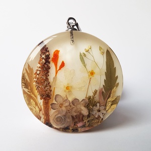 Colier handmade, Pandantiv din rasina buchet flori naturale, Pandantiv terarium, cadou inedit, pandantiv cu melc, Bijuterii, Coliere, Pandativ, Confecționarea bijuteriilor, Aranjament de flori, ARTYNOS