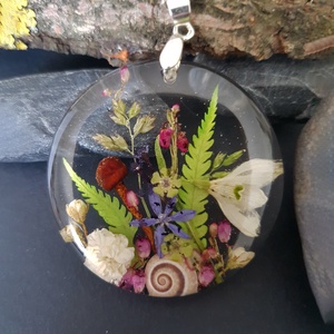 Colier flori handmade Pandantiv vintage din rasina flori naturale buchet flori colier flori presat cadou femeie iubita, Bijuterii, Coliere, Pandativ, Aranjament de flori, Confectionarea bijuteriilor, ARTYNOS