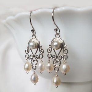 Cercei pentru mireasa cu semipretioase cercei mireasa cu perle crem cercei argint 925 cercei vintage atarnatori argint, Bijuterii, Cercei, Cercei candelabru, Confectionarea bijuteriilor, ARTYNOS