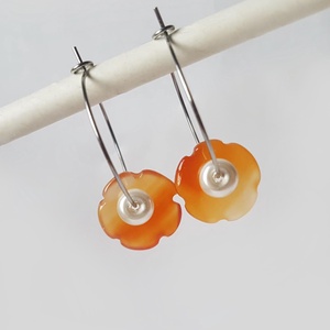 Cercei moderni flori cercei hoops pietre semipretioase agate perle alb cercei artizanali cadou iubita sotie secret santa - Artynos.ro