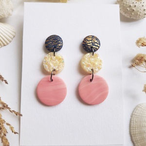 Cercei moderni fimo Cercei rotunzi cercei hoops cercei albi roz cercei atarnatori geometrici bijuterie moderna cadou - bijuterii - cercei - cercei hoops - Artynos.ro