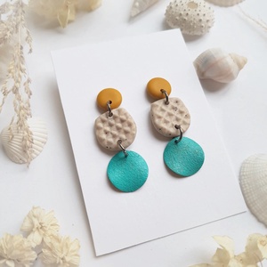 Cercei moderni cercei moderni ocru si turcoaz, cercei geometrici cercei atarnatori cu tija, bijuterie contemporana cadou - bijuterii - cercei - cercei din mărgele - Artynos.ro