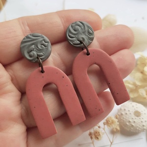 Cercei moderni arca Cercei rotunzi cercei lungi cercei caramizii cercei atarnatori geometrici bijuterie moderna cadou - bijuterii - cercei - cercei lungi - Artynos.ro