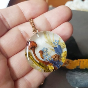 Pandantiv unicat artizanal pandantiv flori naturale colier botanic flori nu-ma-uita handmade cadou Craciun bunica iubita - bijuterii - coliere - pandative - Artynos.ro