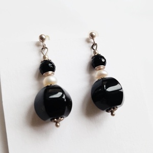 Cercei din margele de onix cercei perle naturale albe cercei atarnatori, cercei din argint 925, cercei cristale naturale - bijuterii - cercei - cercei din pietre semiprețioase - Artynos.ro