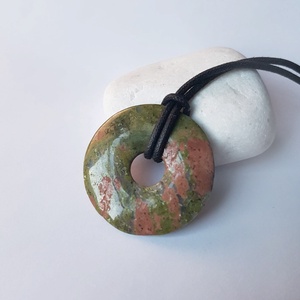 Pandantiv unicat Pandantiv unakit Pandantiv rotund colier pietre semipretioase Cadou zodie scorpion sagetator - bijuterii - coliere - pandative - Artynos.ro