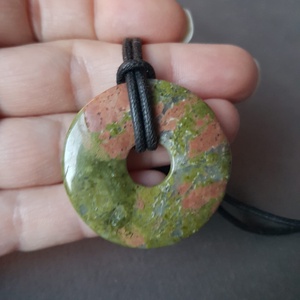 Pandantiv unicat Pandantiv unakit Pandantiv rotund colier pietre semipretioase Cadou zodie scorpion sagetator - bijuterii - coliere - pandative - Artynos.ro