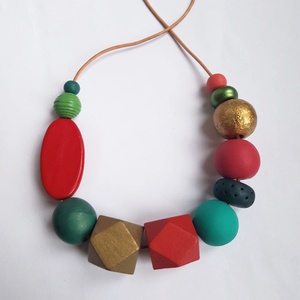 Cadou Craciun Colier fashion Colier geometric margele verzi rosii colier statement colier trendy modern colier colorat - crăciun - cadouri de moș crăciun - cadouri de moș crăciun - Artynos.ro