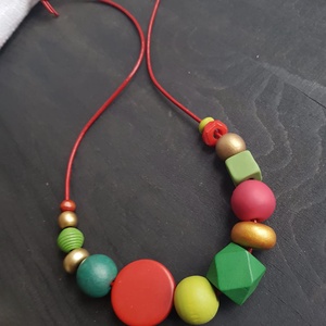 Cadou Craciun Colier fashion Colier geometric margele verzi rosii colier statement colier trendy modern colier colorat - bijuterii - coliere - coliere din mărgele - Artynos.ro