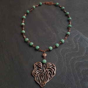 Colier lung artizanal Colier din margele semipretioase verzi Pandantiv frunza cupru colier aventurin verde colier rozar - bijuterii - coliere - coliere din pietre semiprețioase - Artynos.ro