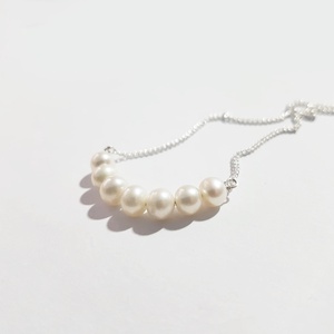 Colier minimalist perle naturale pandantiv de argint 925 pandantiv perle albe mireasa, colier baza gatului cadou Craciun - bijuterii - coliere - coliere din argint - Artynos.ro