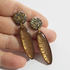 Cercei maro din rasina si fimo cercei moderni cupru, cercei drop cercei atarnatori cu tija, bijuterie contemporana, Bijuterii, Cercei, Cercei lungi, Confectionarea bijuteriilor, ARTYNOS