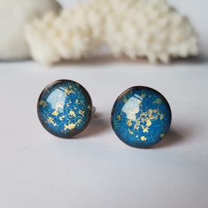 Cercei patrati din rasina cu pigmenti albastrii - bijuterii - cercei - cercei din rășină - Artynos.ro