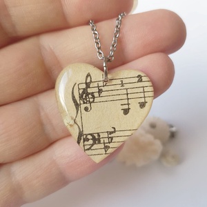 Pandantiv note muzicale, Pandantiv partitura vintage cadou iubitoare muzica bijuterii muzician Colier inima cadou eleva - bijuterii - coliere - pandative - Artynos.ro