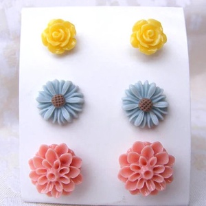 Set Cercei pentru lobul urechii fimo cercei surub rotunzi cercei cu tija cercei aurii verzi cercei minimali cadou femeie - bijuterii - seturi de bijuterii - Artynos.ro