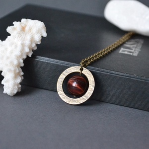 Cadou pentru barbati Pandantiv ochi de tigru pandantiv unicat bijuterie minimalista pandantiv barbati piatra naturala  - bijuterii - coliere - pandative - Artynos.ro