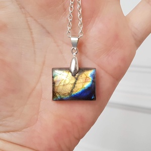 Pandantiv labradorit natural colier piatra semipretioasa pandantiv piatra naturala oval bijuterie cuart cadou barbat - bijuterii - coliere - coliere din pietre semiprețioase - Artynos.ro