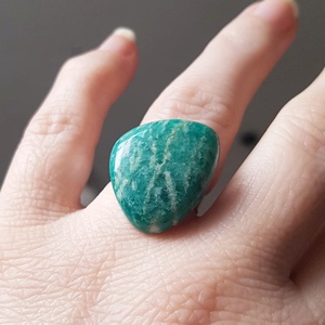 Inel reglabil cu piatra de amazonit, inel amazonit verde inel ajustabil cadou iubita bijuterie cadou iubita mama martie - bijuterii - inele - inele cu pietre semiprețioase - Artynos.ro