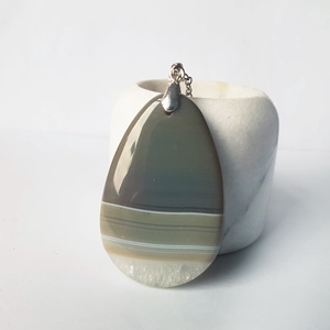 Pandantiv lacrima piatra semipretioasa pandantiv piatra naturala de agata gri agata olive agata dungata cadou zodie, Bijuterii, Coliere, Coliere din pietre semipretioase, Confectionarea bijuteriilor, ARTYNOS