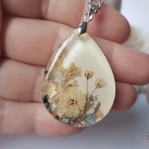 Pandantiv rasina Colier handmade Pandantiv lacrima buchet flori naturale Pandantiv terarium cadou mama pandantiv ocazie - bijuterii - coliere - pandative - Artynos.ro