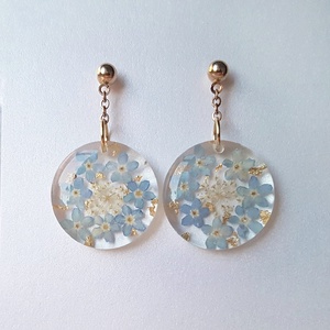 Cercei lungi cu flori albastre naturale cercei din rasina cercei moderni cercei cu flori de nu-ma-uita cercei hippie , Bijuterii, Cercei, Cercei din rasina, , Cercei lungi cu flori albastre naturale cercei din rasina cercei moderni cercei cu flori de nu-ma-u..., ARTYNOS